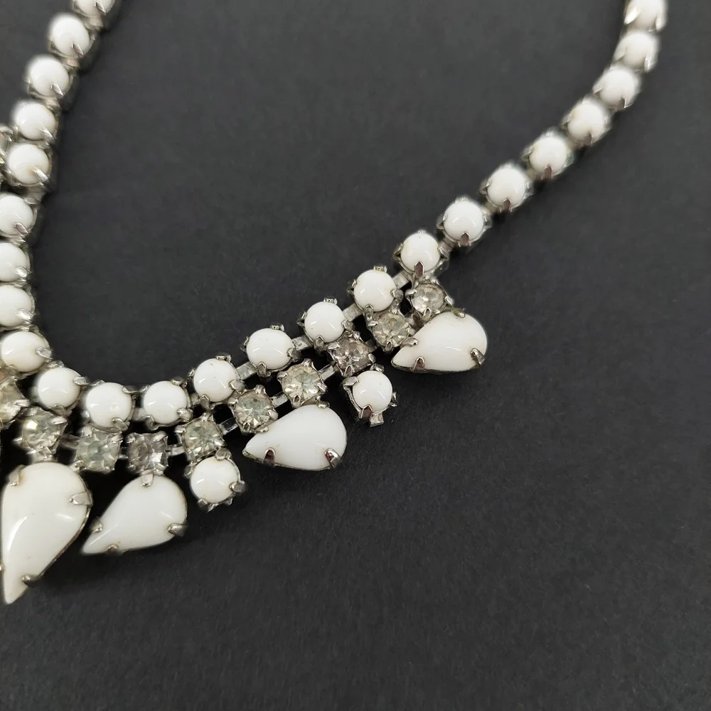 Vintage White Milk Glass Look And Clear Rhinestone Necklace